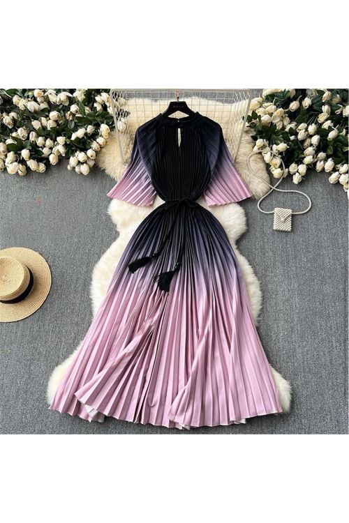 ملابس نسائية صيفية فستان