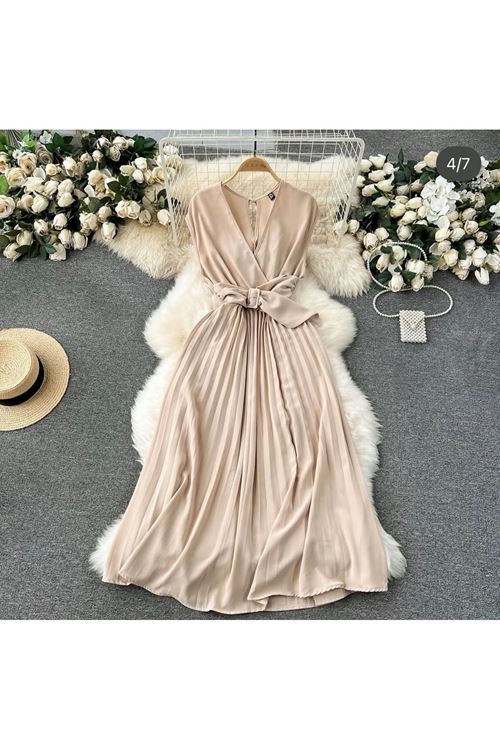 ملابس نسائية صيفية فستان 