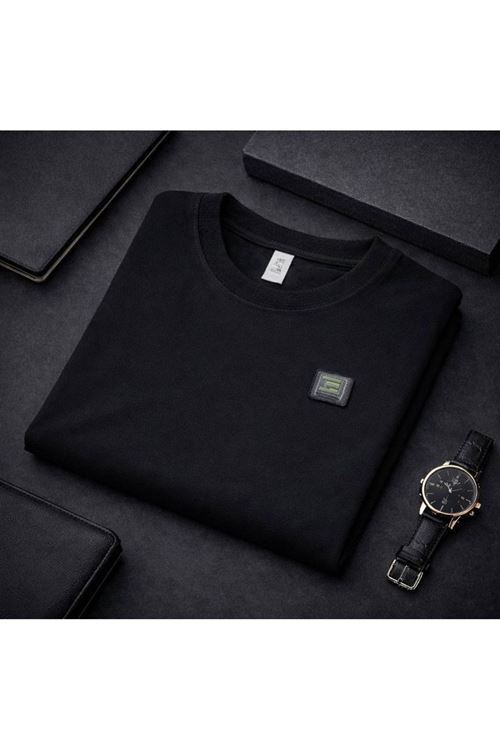 ملابس رجالية صيفية تيشرت 