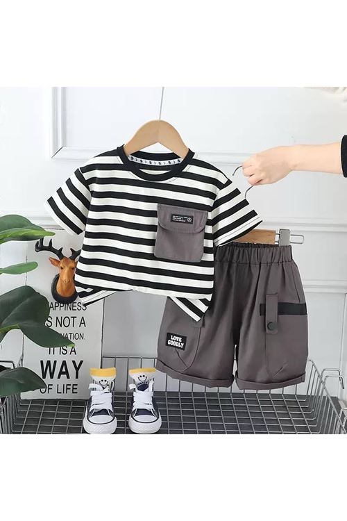 طفل ولد صيفية قاط