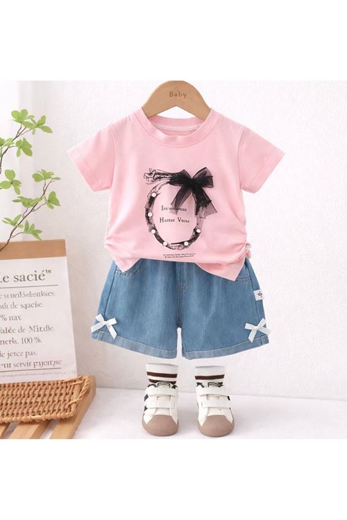 طفل بنت صيفية قاط