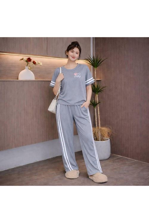 ملابس نسائية صيفية تراك