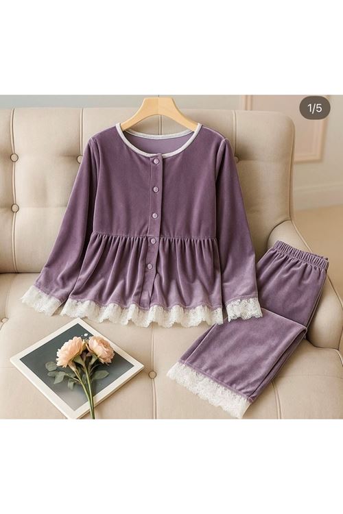 ملابس نسائية شتوية تراك