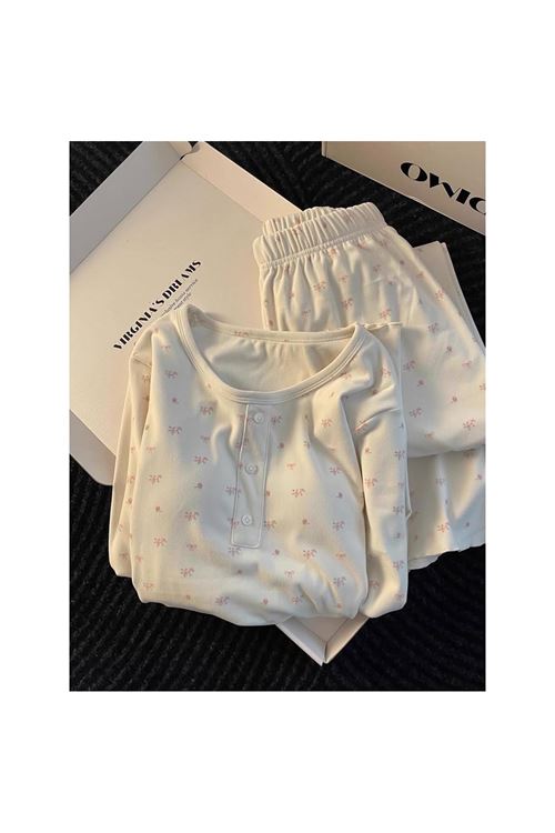 ملابس نسائية شتوية تراك