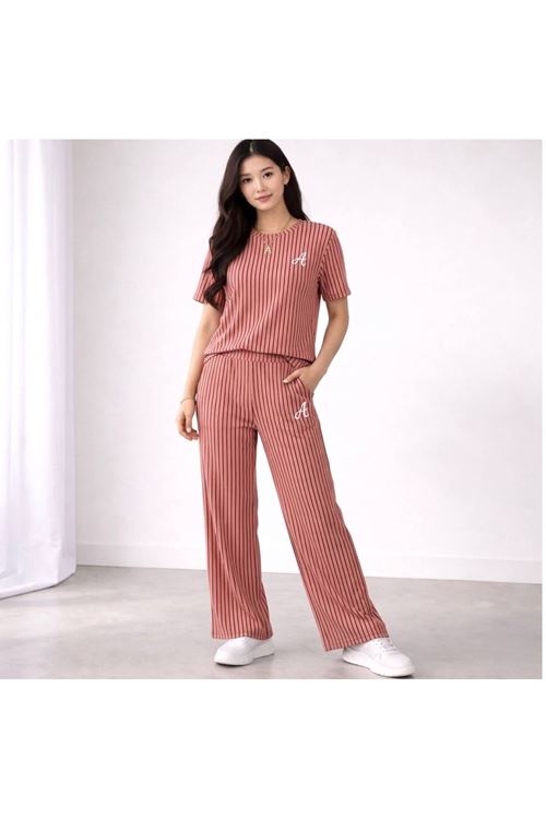 ملابس نسائية صيفية تراك