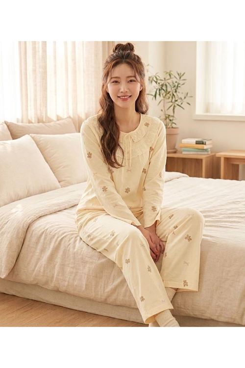 ملابس نسائية صيفية تراك