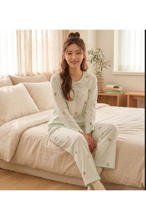 ملابس نسائية صيفية تراك