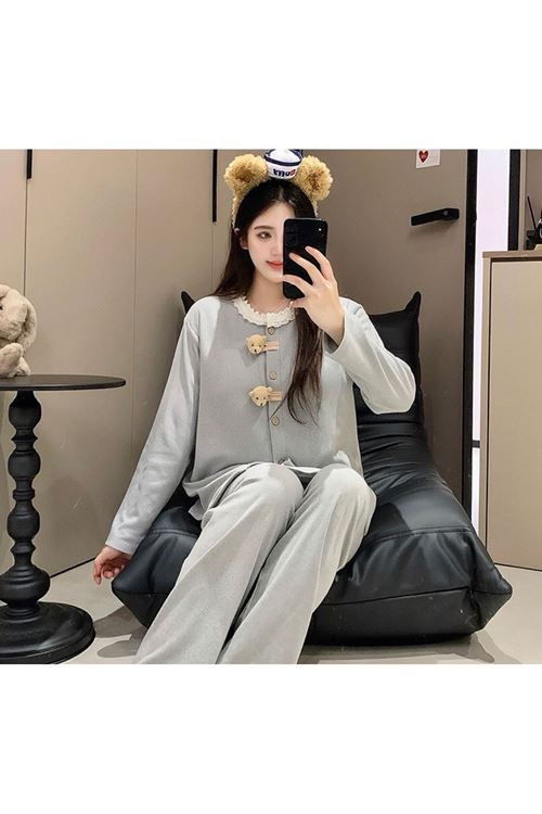 ملابس نسائية شتوية تراك