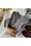 ملابس نسائية شتوية سترة صوف