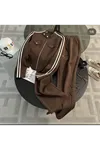 ملابس نسائية شتوية قاط