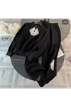 ملابس نسائية شتوية قاط